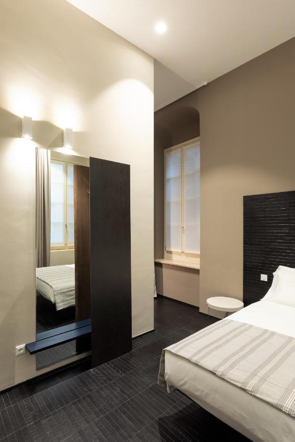Salina Luxury Suites ปาร์มา ภายนอก รูปภาพ